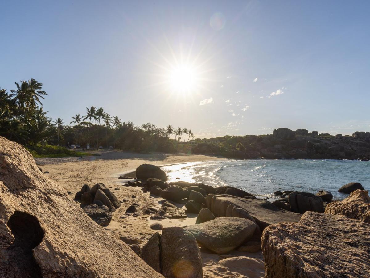 Nrma Bowen Beachfront Holiday Park 외부 사진