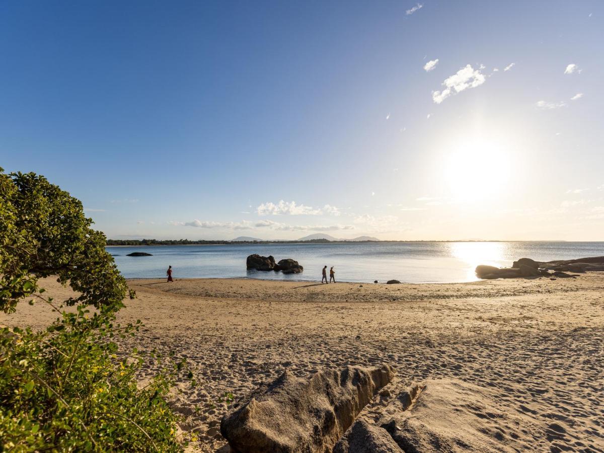 Nrma Bowen Beachfront Holiday Park 외부 사진