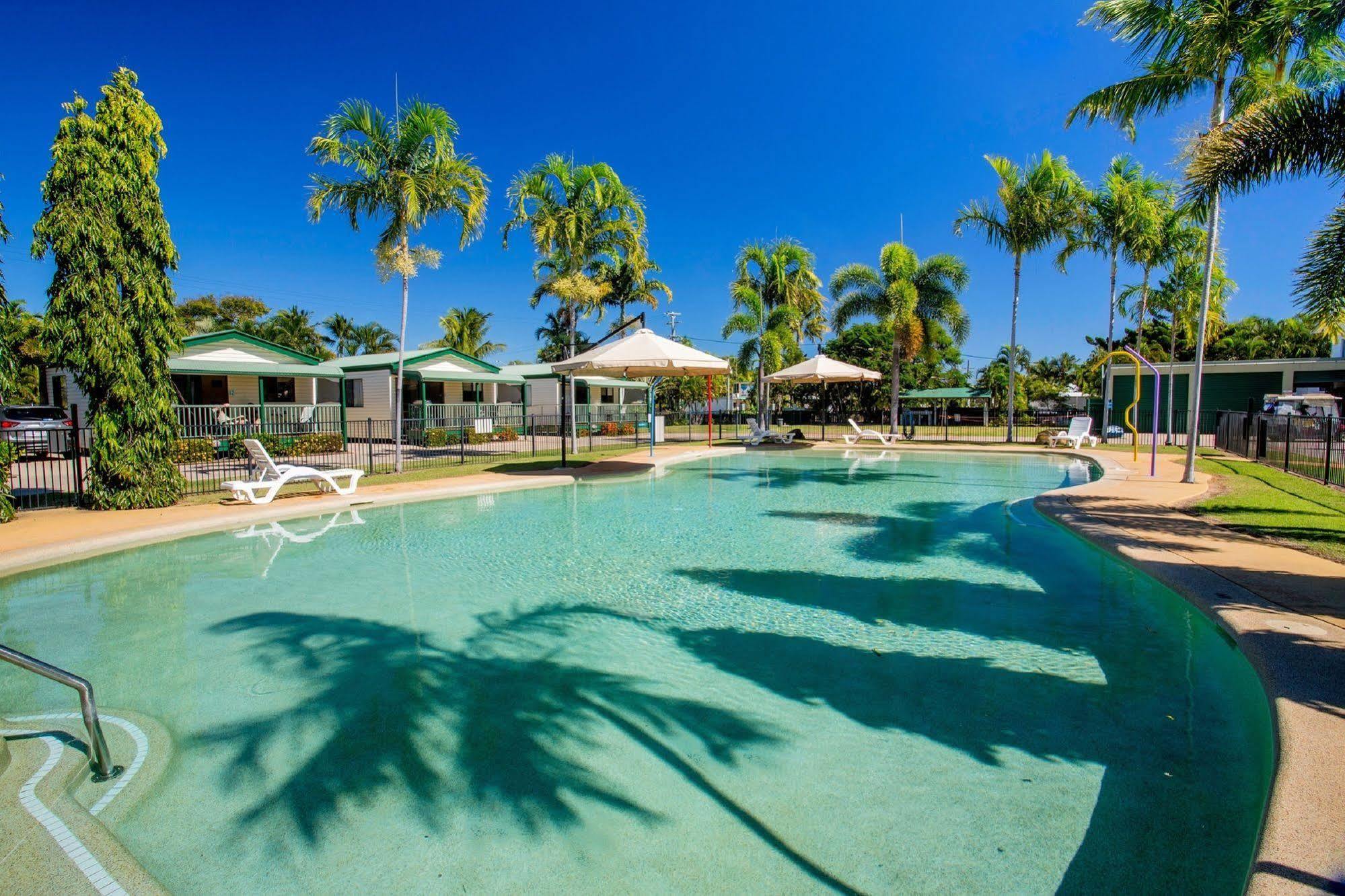 Nrma Bowen Beachfront Holiday Park 외부 사진